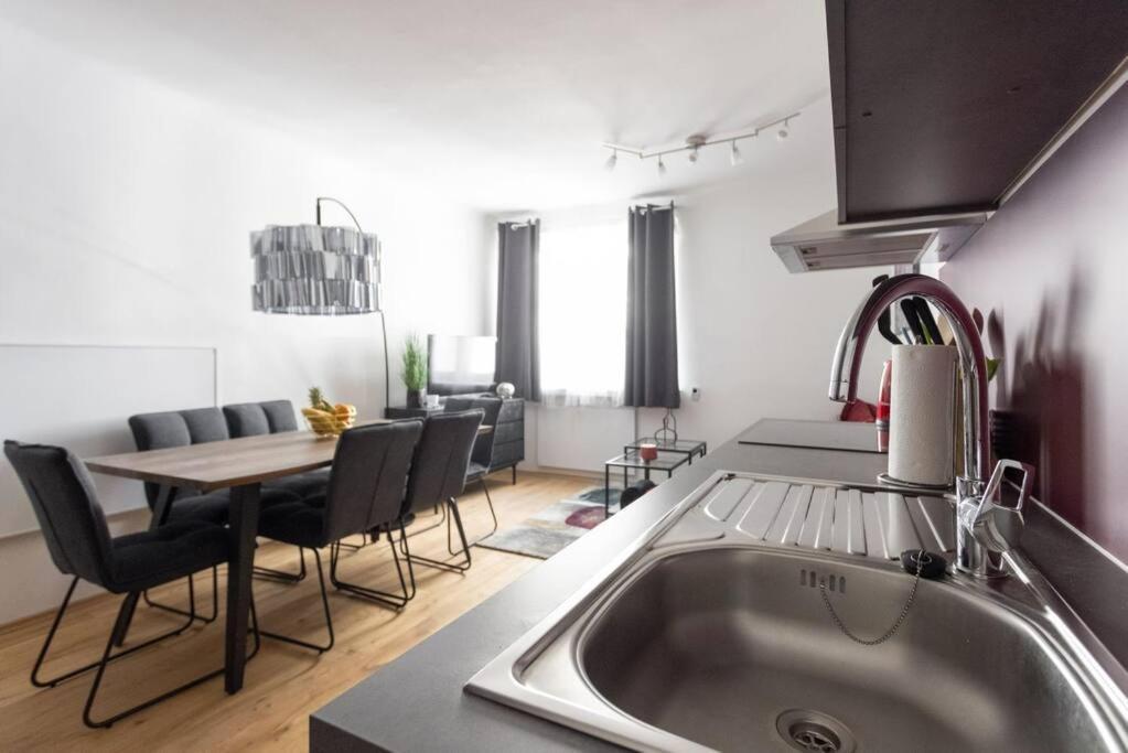 New Shalalaliving Vienna - Lovely Family Home Near Schoenbrunn - Pg Exterior photo